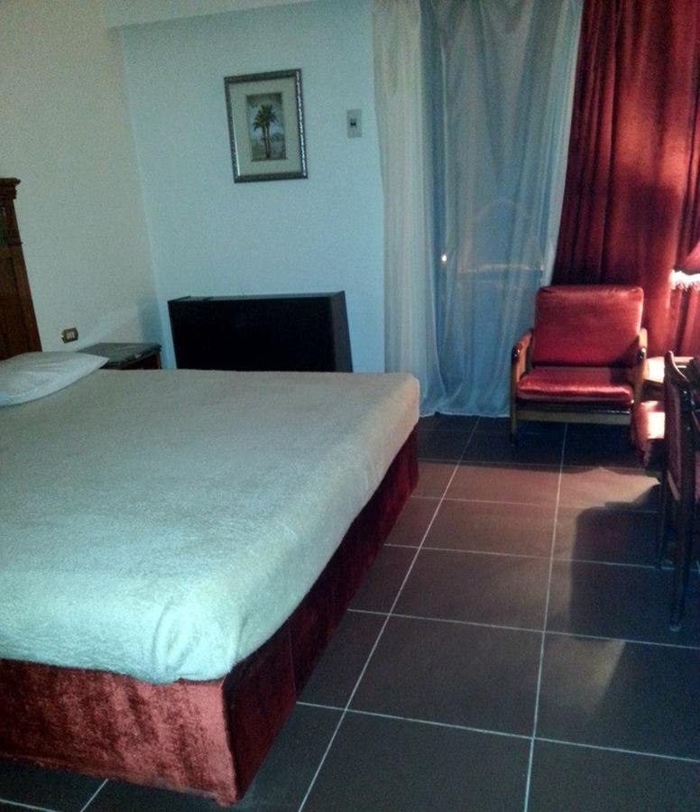 Mg Nefertiti Hotel ミニヤー 部屋 写真